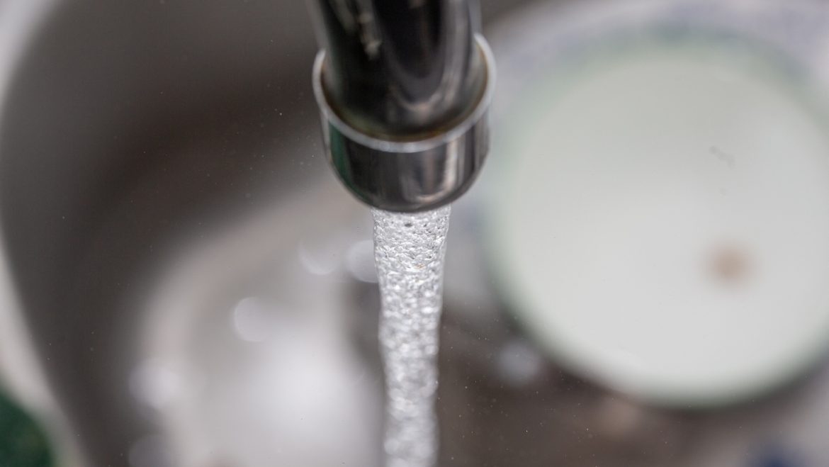 Florida Moves to Ban Fluoride in Public Water Supply Amid Health Debate