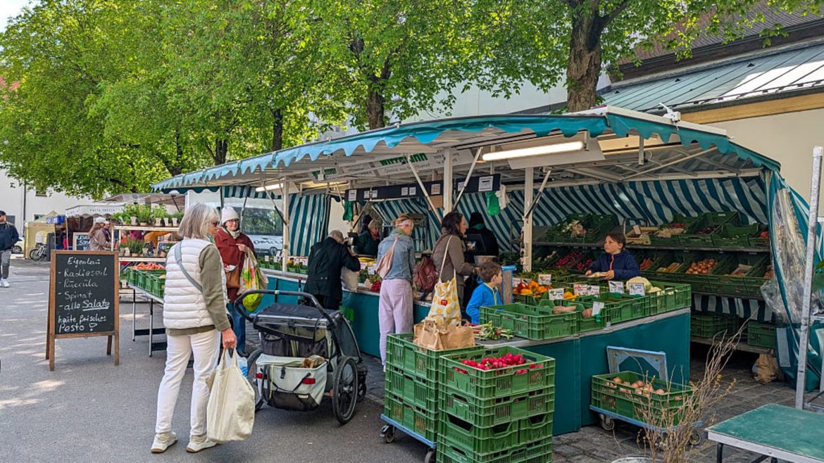 Euro Zone Inflation Holds Steady at 2.2% in April, Falling Short of Forecasts