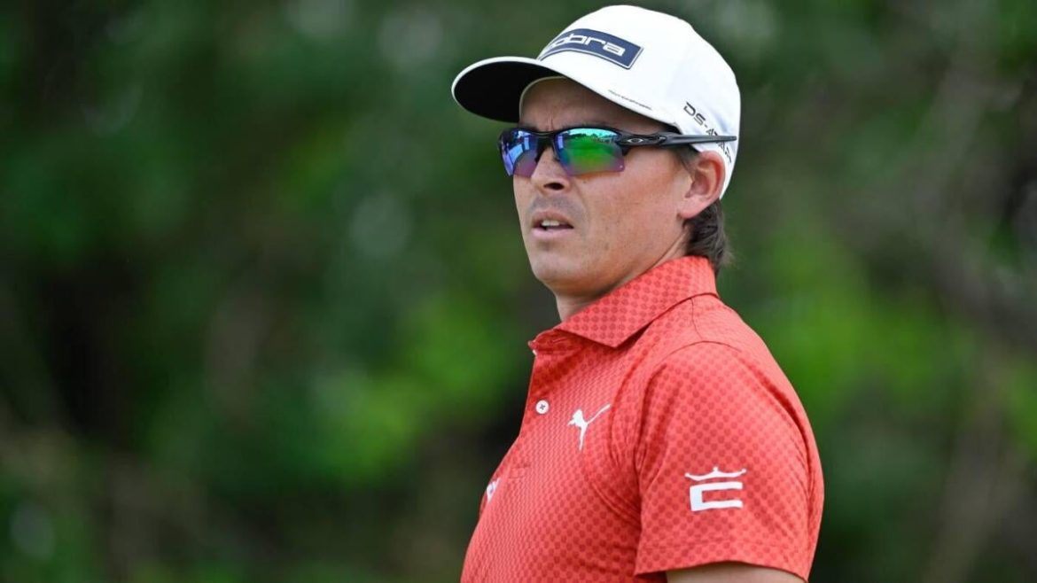 Rickie Fowler and Collin Morikawa Lead 2025 Truist Championship After Stellar Round 1 at Philly Cricket Club