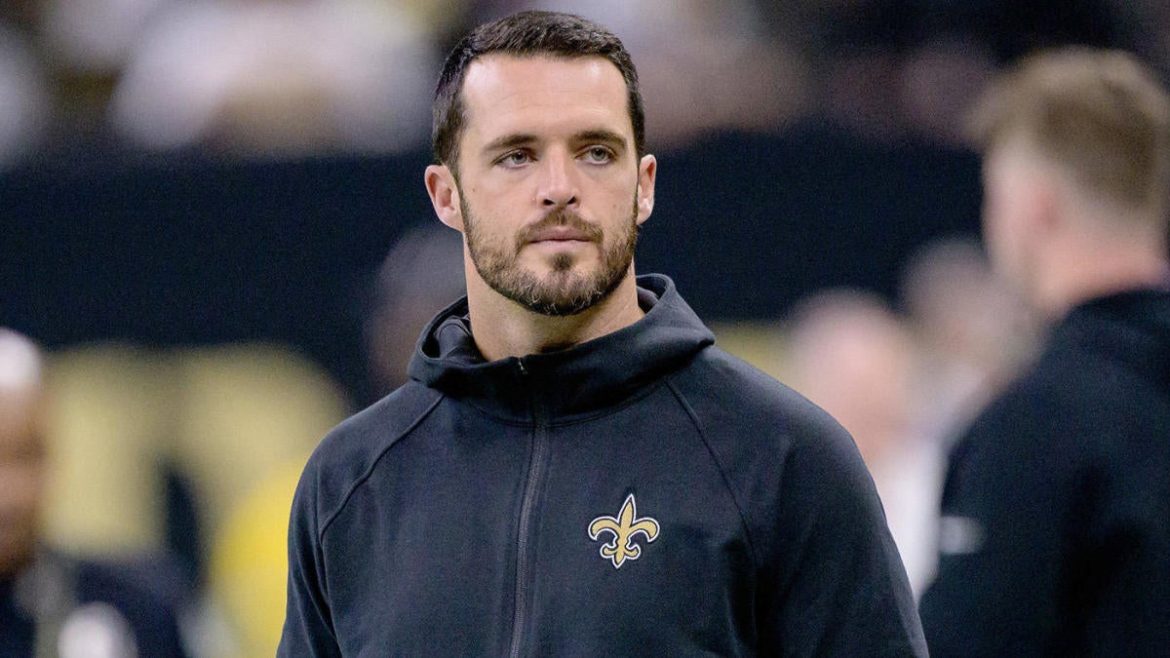 Derek Carr Announces Retirement After 11 Seasons Due to Shoulder Injury
