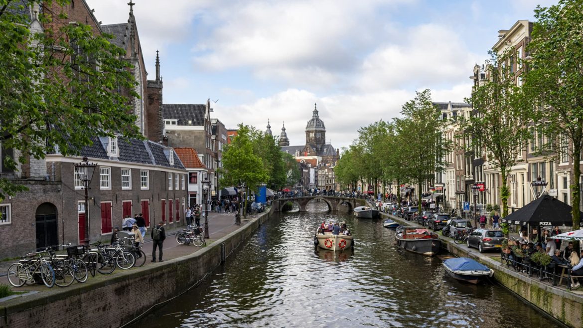 European Insights: How Time Abroad Shaped My View of U.S. Stocks