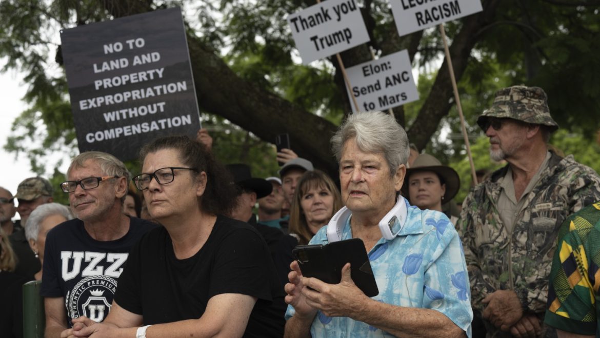 First White South African Afrikaner Refugees to Arrive in U.S.
