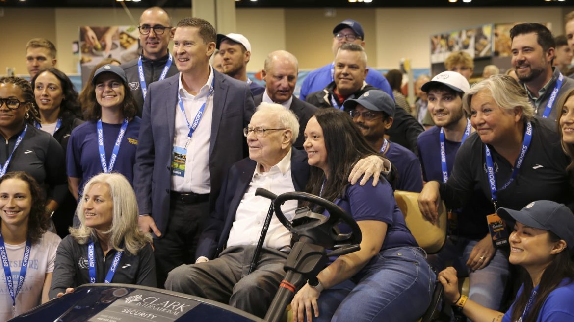 Warren Buffett Reveals He Stepped Down as CEO After Feeling Old