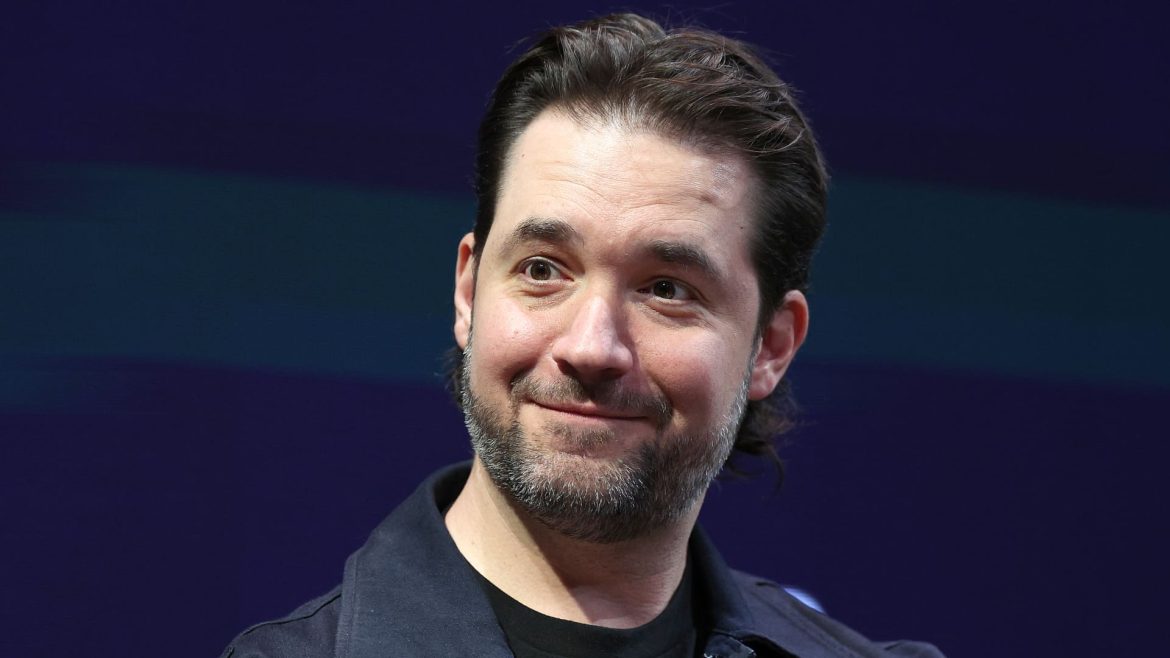 Reddit Co-founder Alexis Ohanian Acquires Minority Stake in Chelsea FC Women’s Team