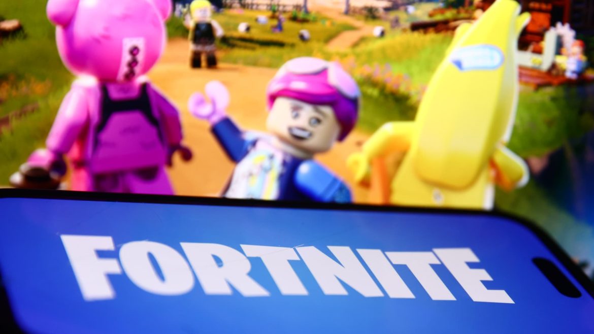 Fortnite Pulled Offline on iOS Globally as Apple Blocks Epic Games