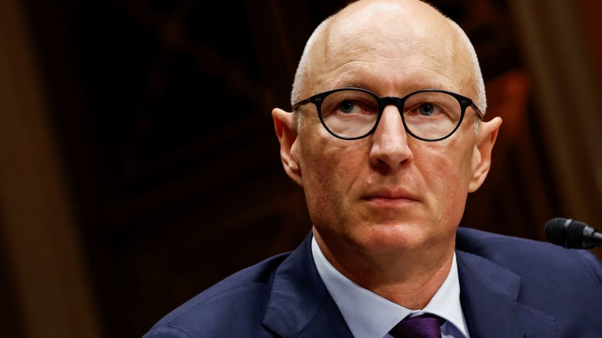 Novo Nordisk CEO Resigns Amidst Rising Competition Impacting Wegovy’s Market Value