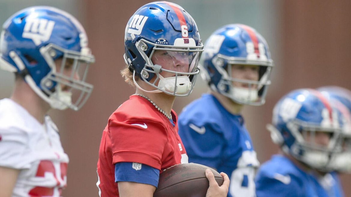 Giants 2025 Schedule: Potential Windows for Rookie Jaxson Dart to Rise as QB1