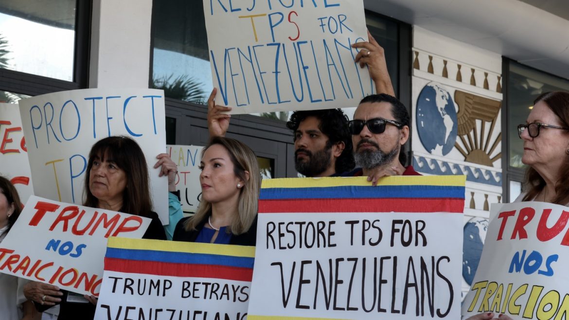 Trump Administration Suspends Protected Status for Venezuelans Temporarily