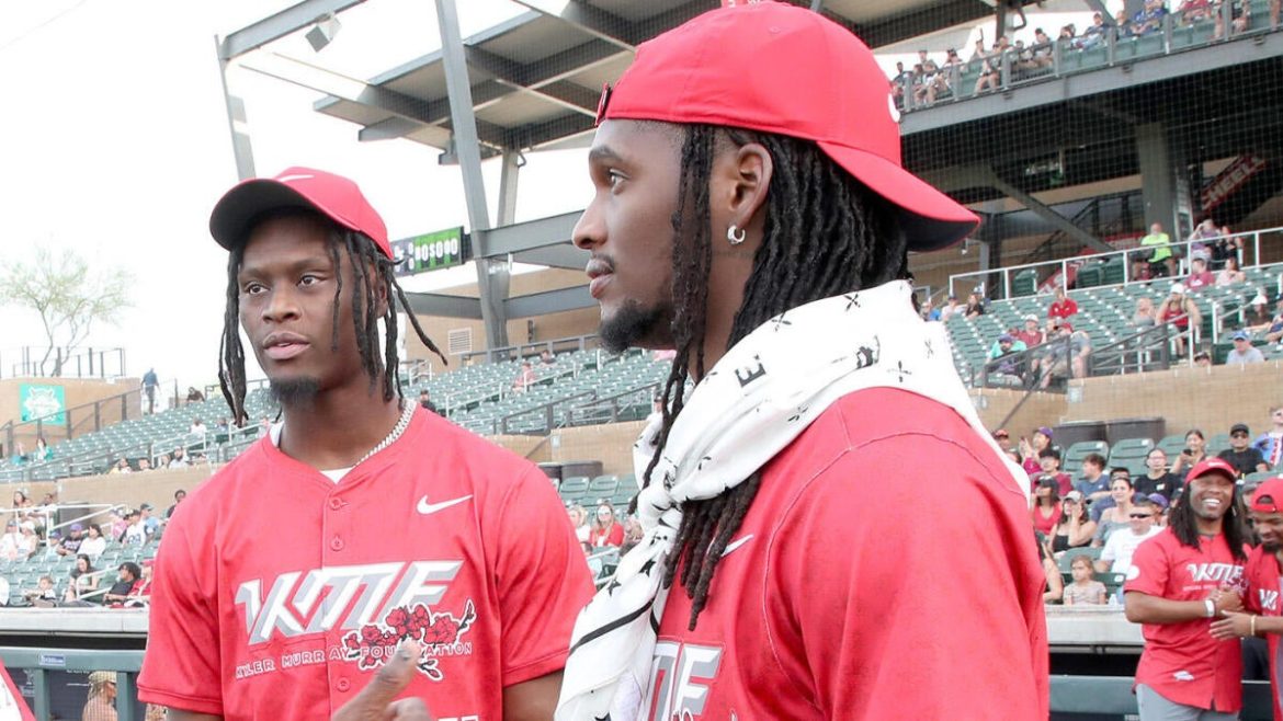CeeDee Lamb and George Pickens: How Their Complementary Styles Make Them Perfect WR1 Duo