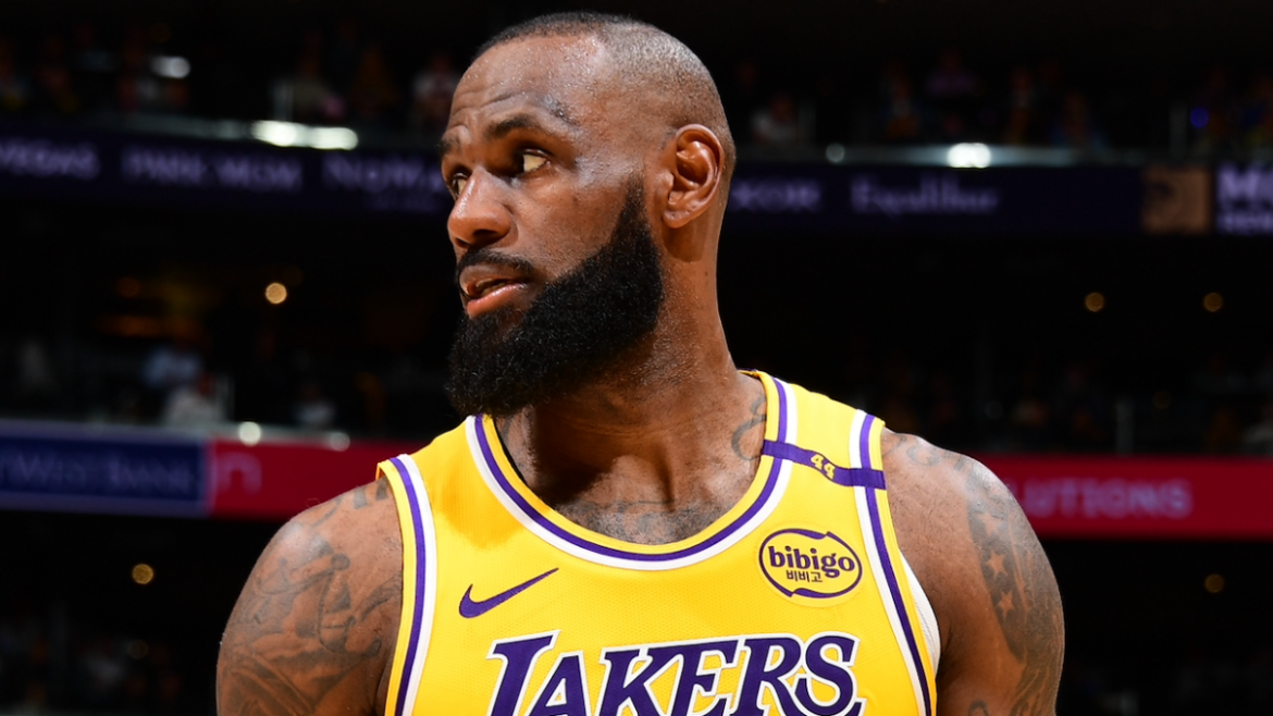 LeBron James Injury Update Spurs Lakers Contract Decision Speculation