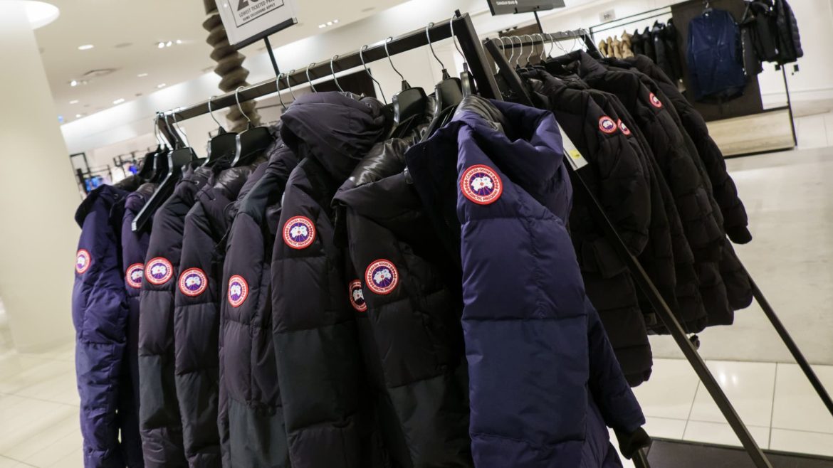 Canada Goose Exceeds Expectations but Withdraws Full-Year Forecast Amid Macroeconomic Uncertainty