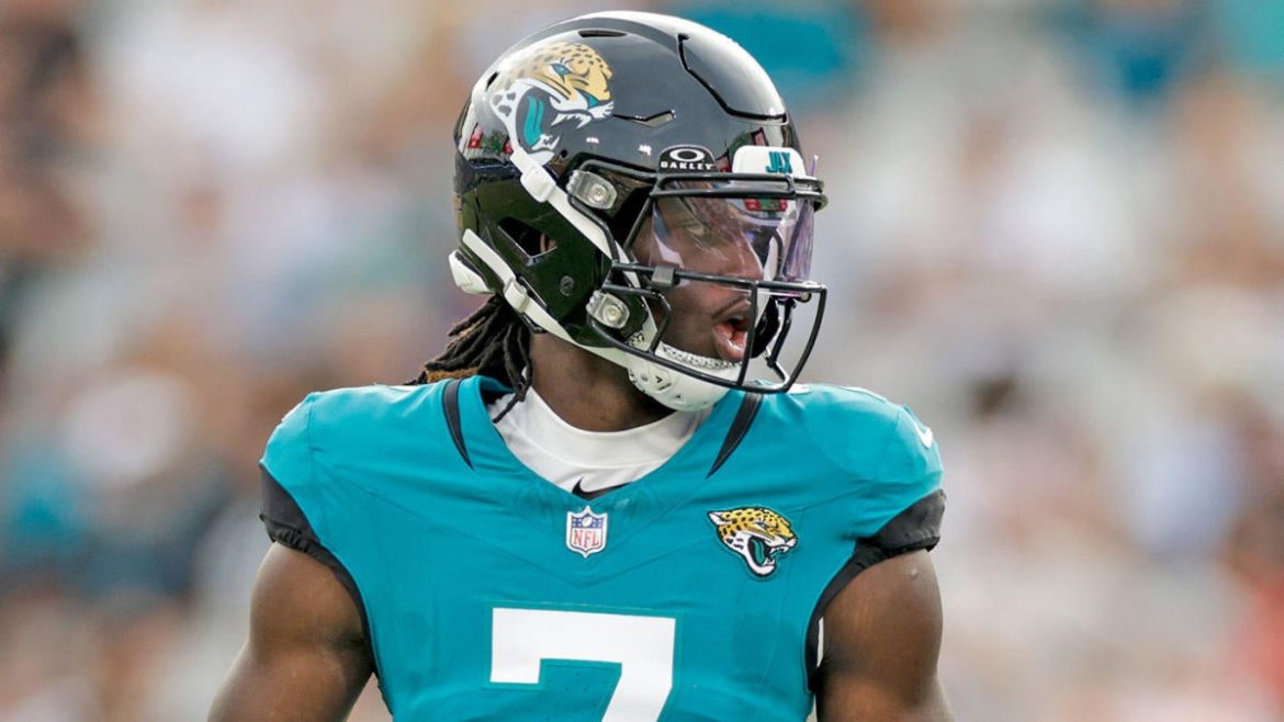 Brian Thomas Jr.: On Track to Join Elite NFL Receivers with Breakout Sophomore Season