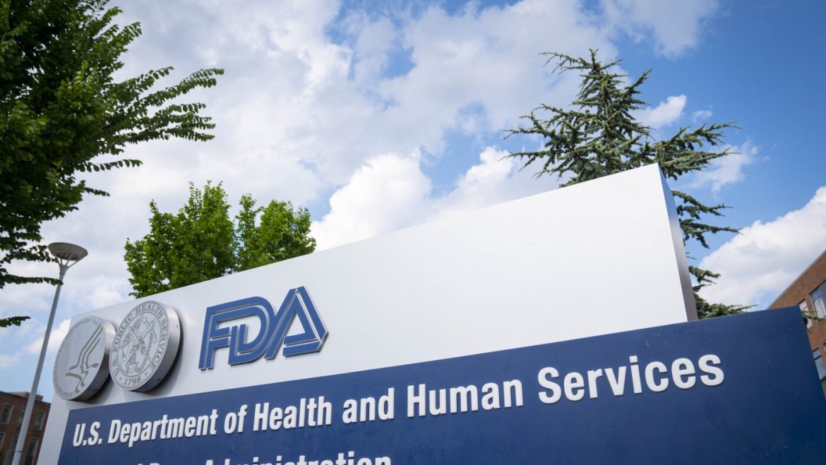 FDA Experts Advise Updates to COVID Vaccines
