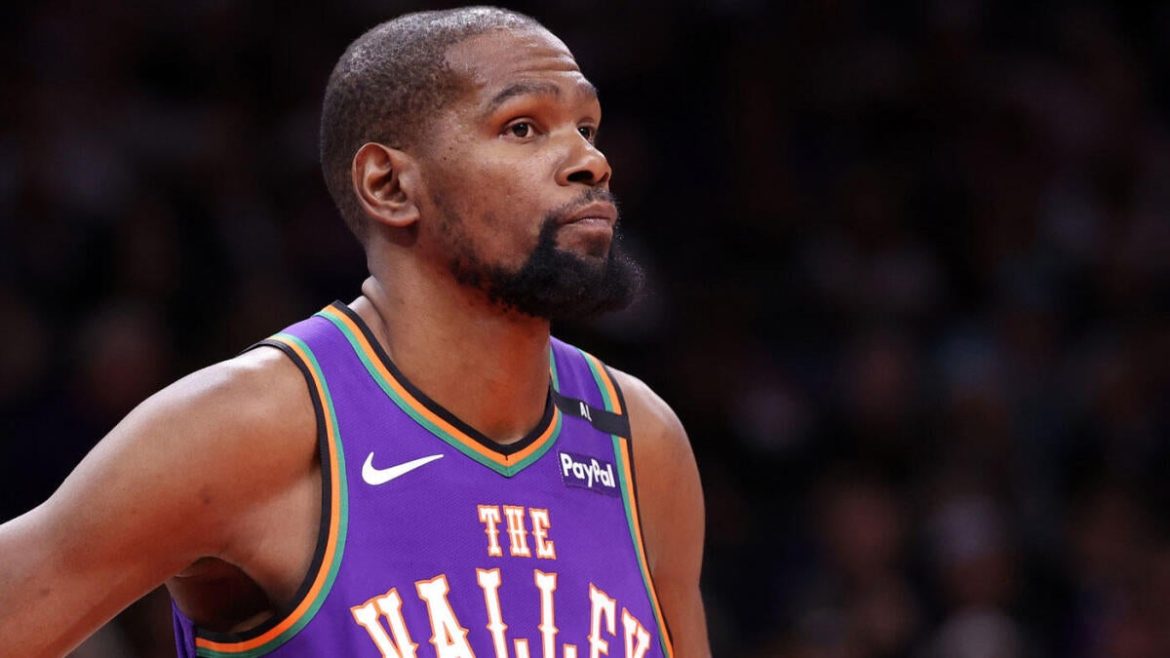 NBA Trade Rumors Heat Up: Durant-Spurs Mutual Interest and Clippers Target Jrue Holiday?