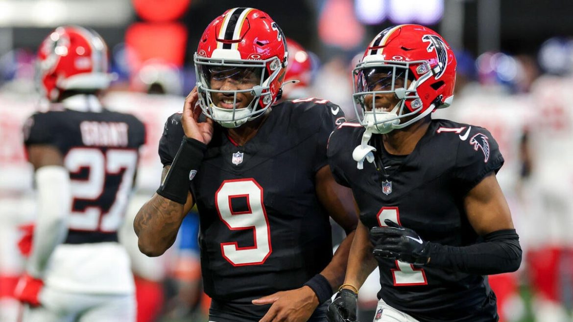 Falcons’ Darnell Mooney Vows to Win Despite Missing 1,000-Yard Target in 2024