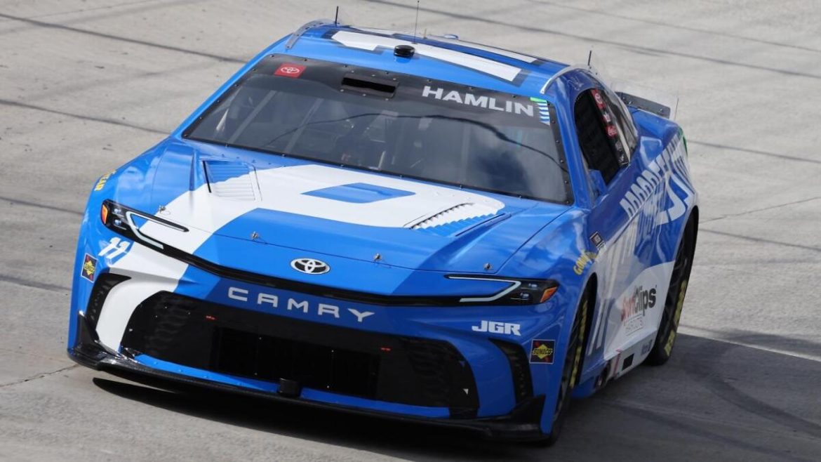 2025 Cracker Barrel NASCAR Nashville Predictions: Expert Model’s Winning Picks and Odds