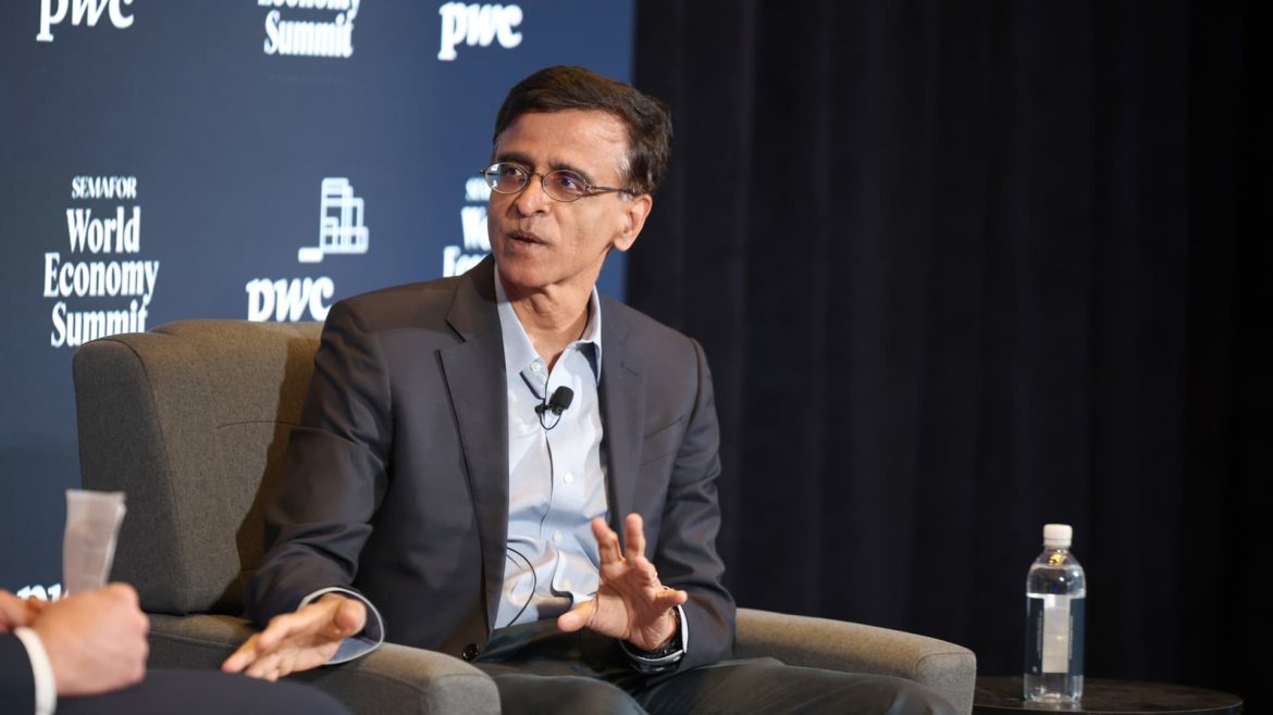 Snowflake Acquires Crunchy Data for $250 Million to Boost AI-Driven Database Solutions