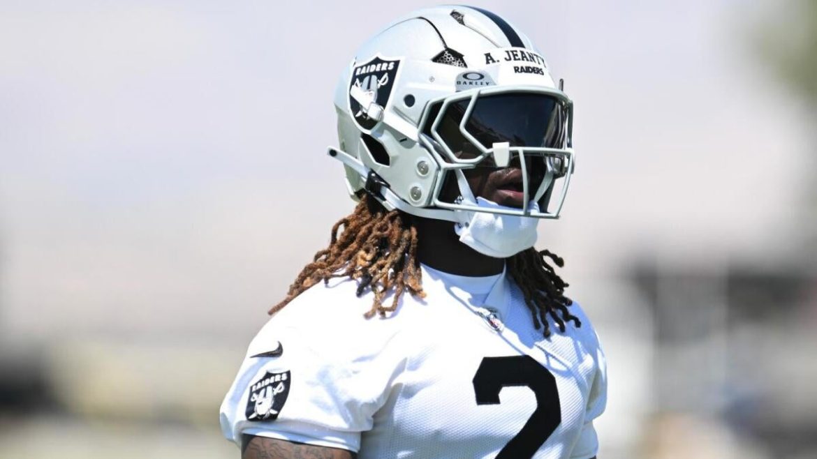 Ashton Jeanty’s Potential: Raiders’ Top Pick and Rookie Running Back Fantasy Projections