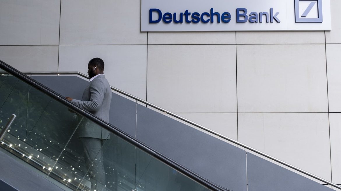 Deutsche Bank Boosts S&P 500 Outlook Citing ‘TACO’ Theory Predicting Further Market Gains