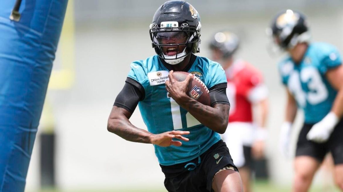 Travis Hunter’s Jaw-Dropping Interception Shakes Up Jaguars Practice