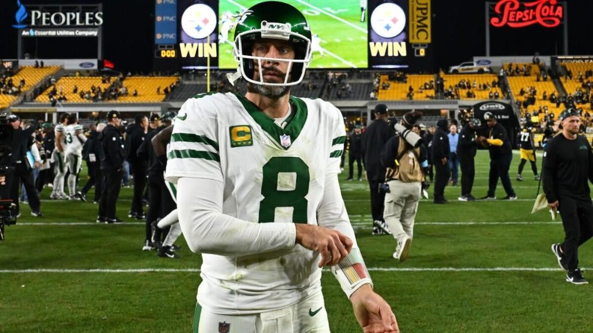 Steelers Signing Aaron Rodgers: Pittsburgh’s Ticket to a Deep Playoff Run Since 2016