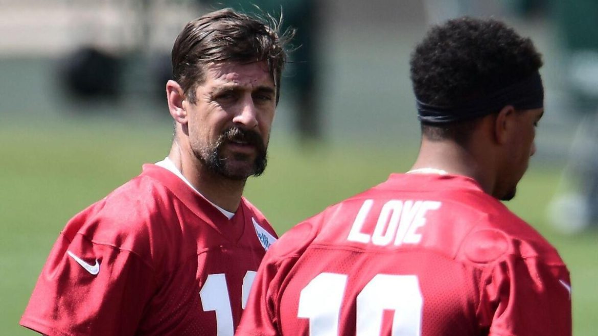 Jordan Love Eager for Week 8 Showdown Against Aaron Rodgers and Steelers