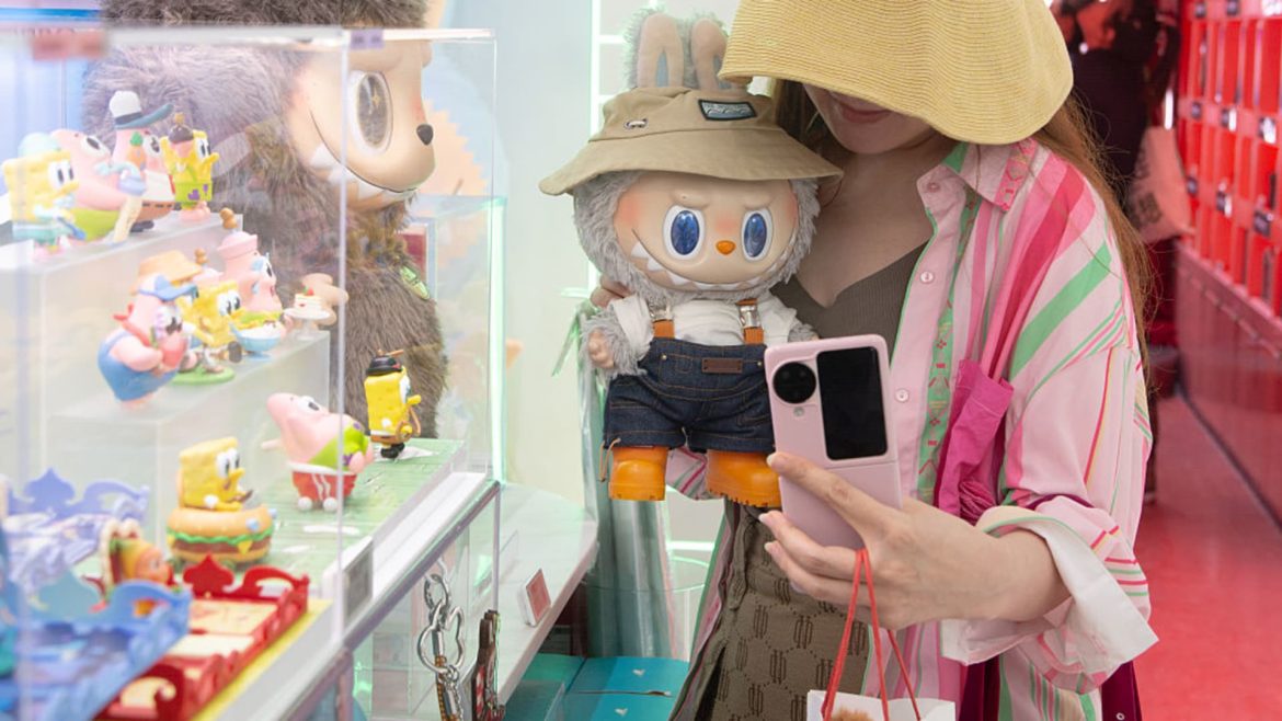 China’s Consumer Prices Plunge Again, Sparking Deflation Concerns Amid Weak Demand