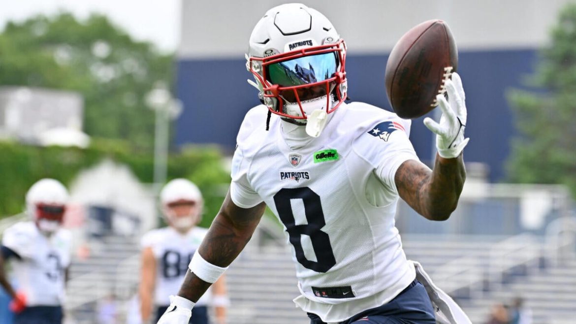 Vrabel Impressed by Stefon Diggs’ Rehab Dedication and Energy