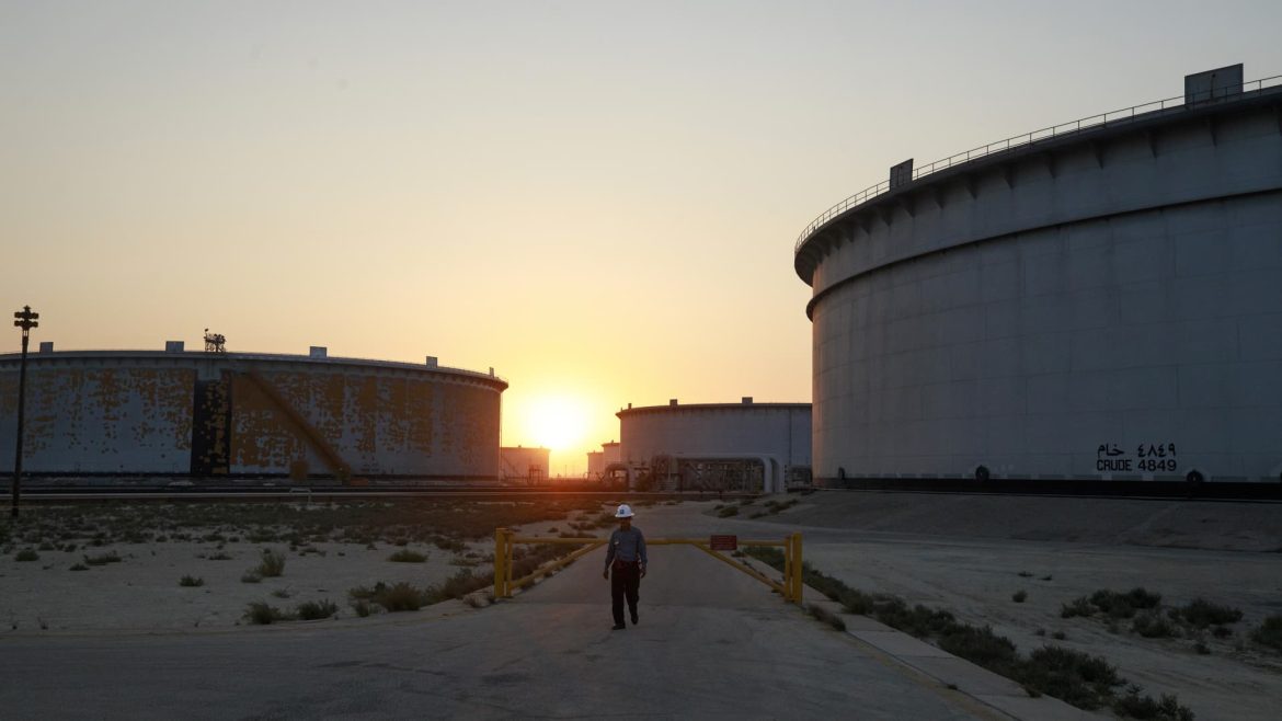 Middle East Tensions Spark Over 4% Surge in Oil Prices