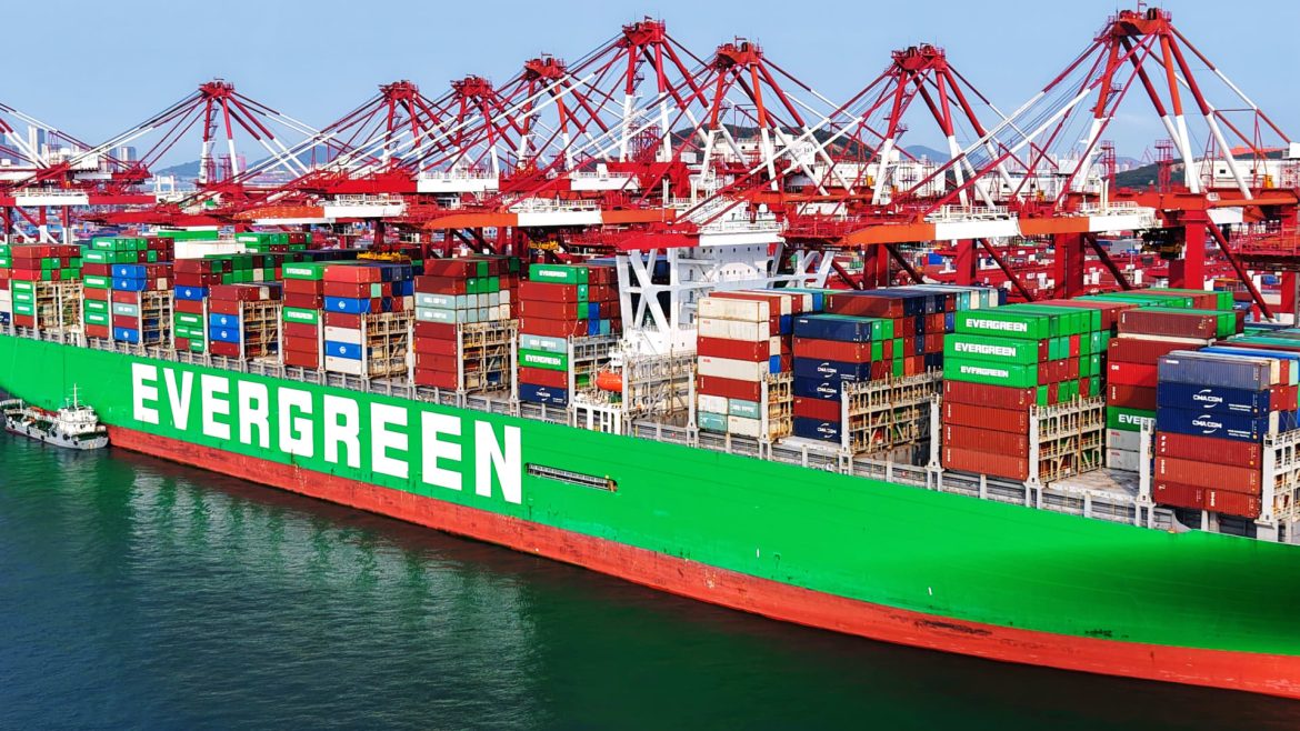 CNBC Daily Open: Market Unmoved Despite Positive U.S. Trade and Inflation Reports