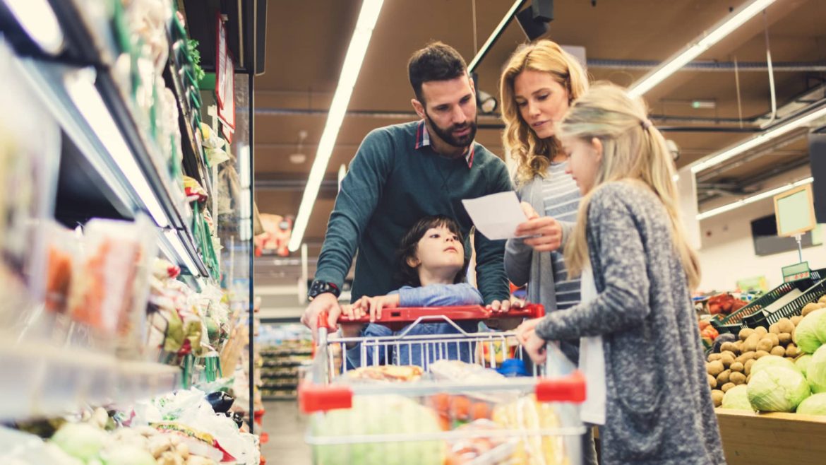 AI Reveals Declining American Spending Power and Challenge of Maintaining Minimal Living Standards