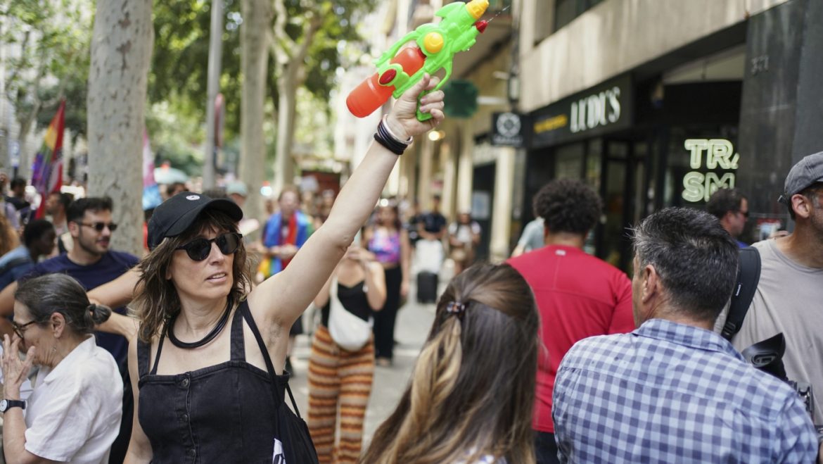 Spaniards Combat Mass Tourism with Water Pistol Protests