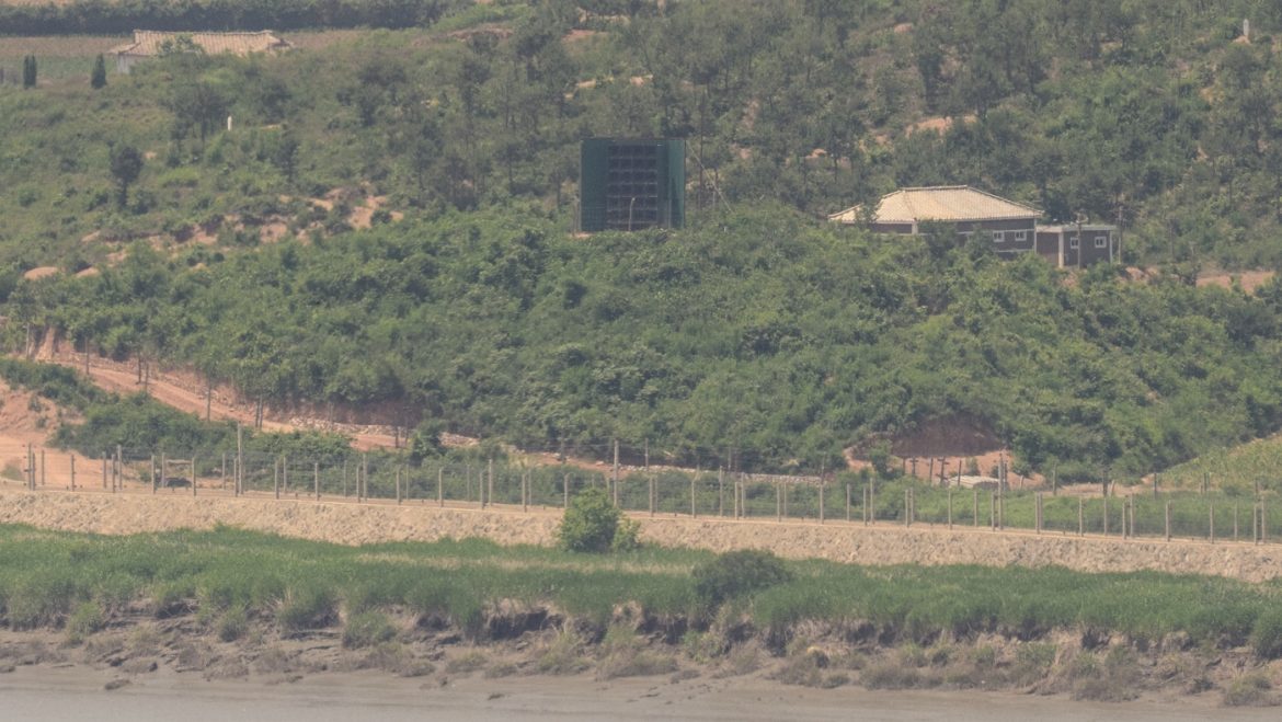 Silence at the Divide: The End of the Border’s Sound War