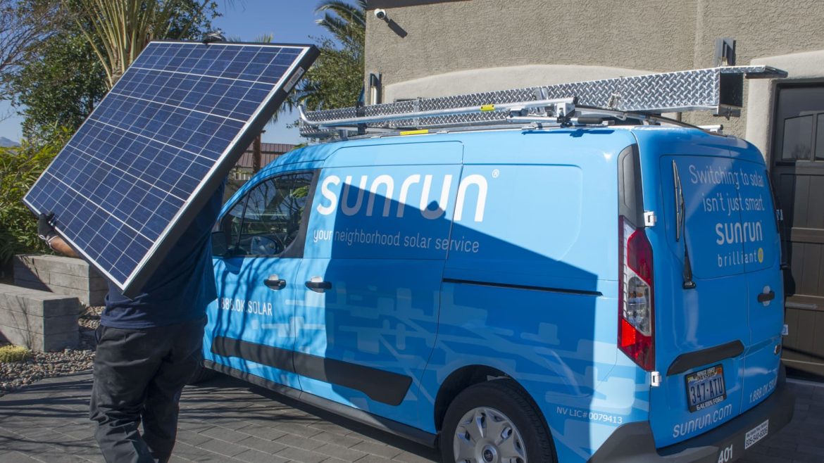 Pre-Market Movers: Sunrun, Korn Ferry, Oracle, Circle, and More