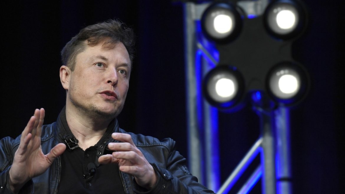 SpaceX Rocket Explodes During Texas Test, No Injuries Reported