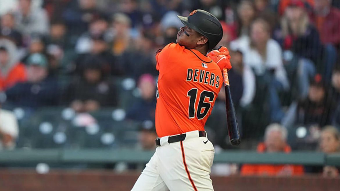 Devers’ Red Sox Return: A Quiet Debut for the New Giant