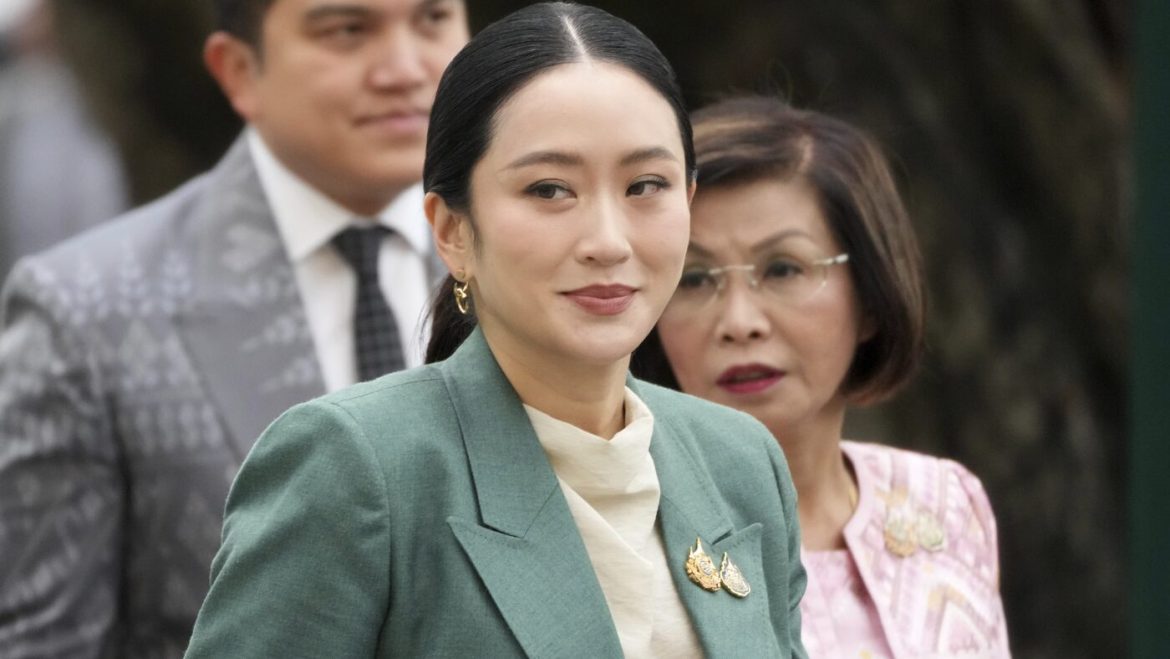Thai Court Halts PM Paetongtarn
