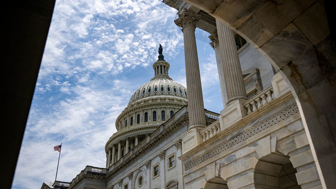 Wealthy’s Tax Shifts in Trump’s Bill