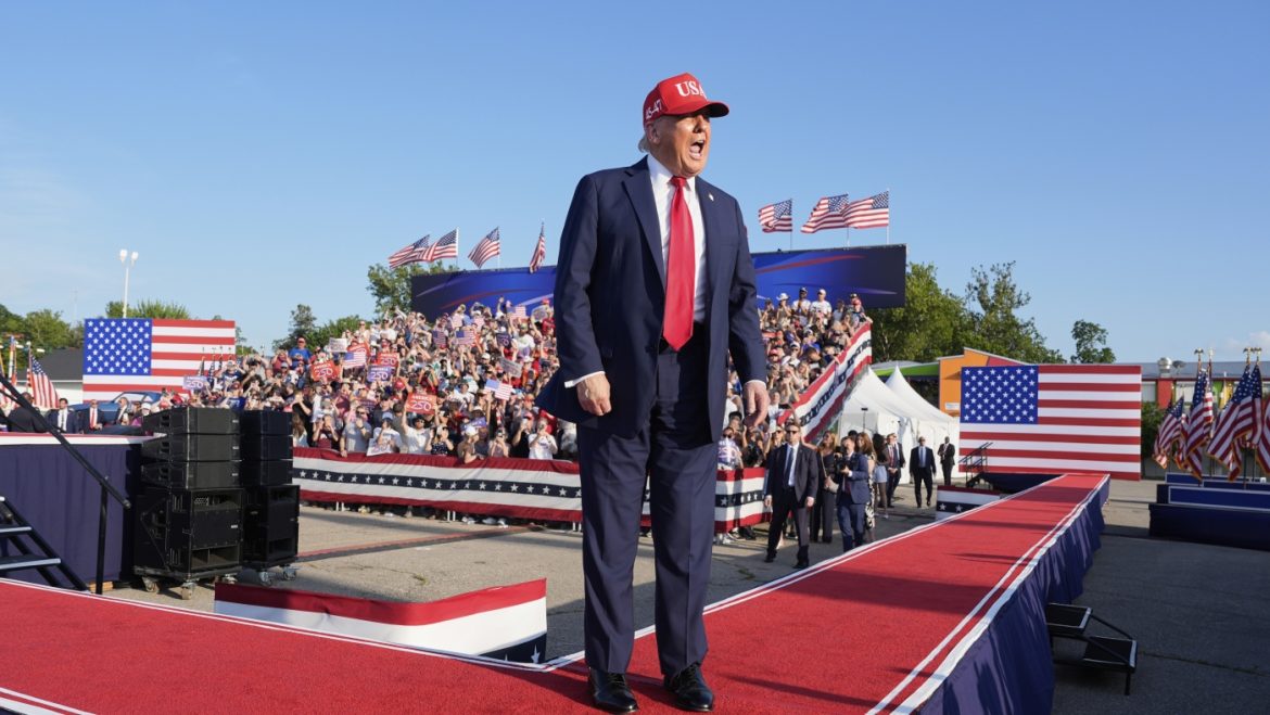 Trump Plans UFC Brawl at White House