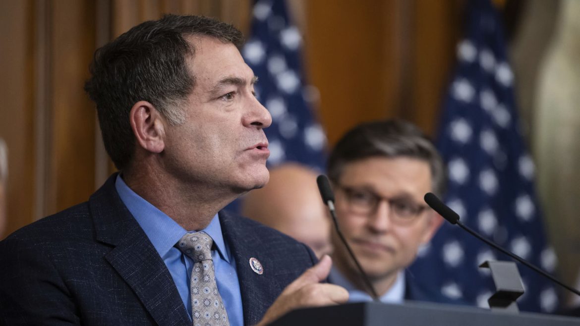 Green’s Exit Narrows GOP House Majority