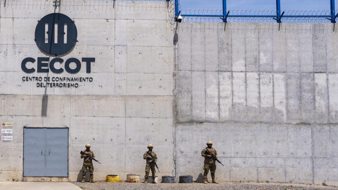U.S. Deported Migrants Held in Salvadoran Jail