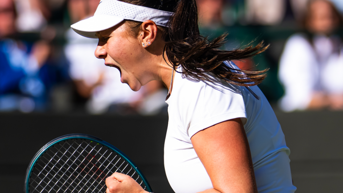 Anisimova Stuns Sabalenka at Wimbledon