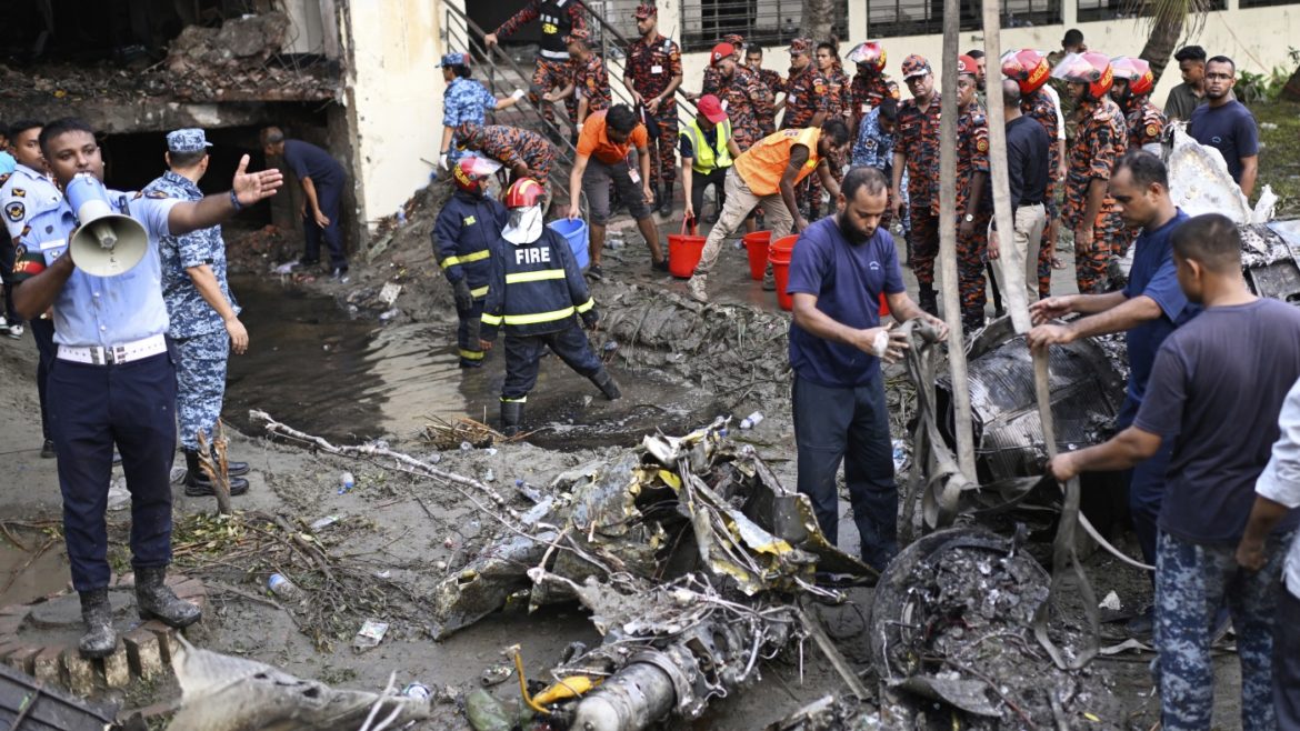 Jet Crash in Dhaka School Kills 19