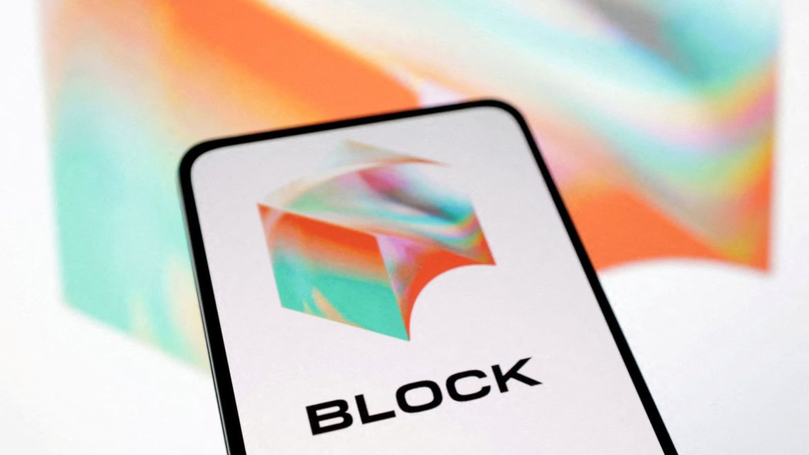 Midday Movers: Block, SolarEdge, Cleveland-Cliffs, Verizon