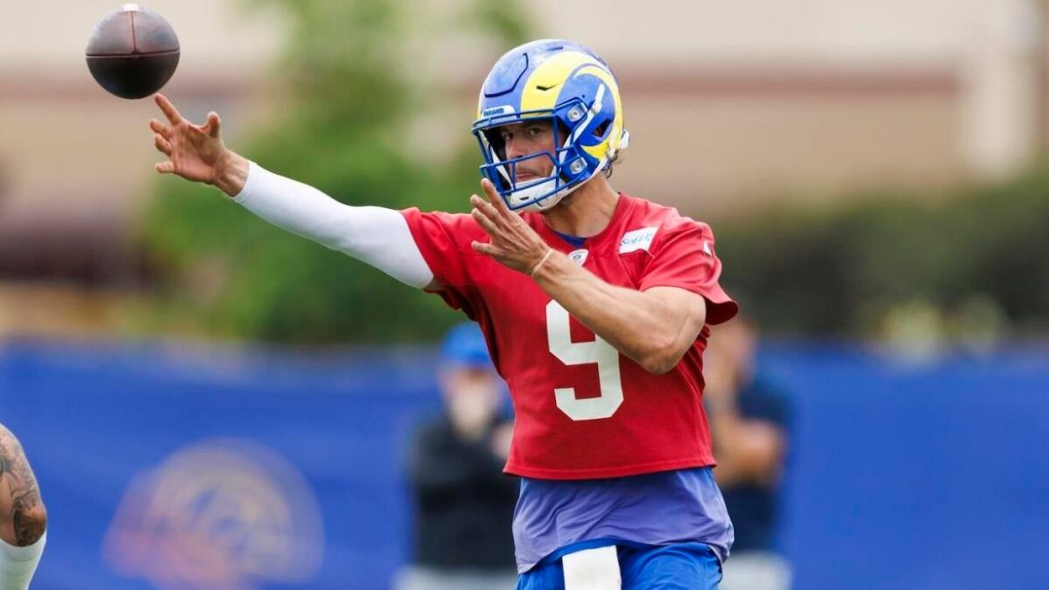 Stafford’s Back Limits Rams Camp Start