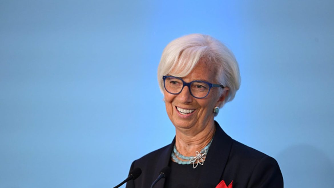 ECB Holds Rates Amid Trade Turmoil