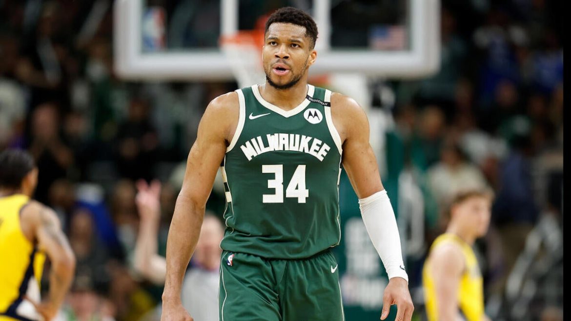 Warriors Eye Bucks Star