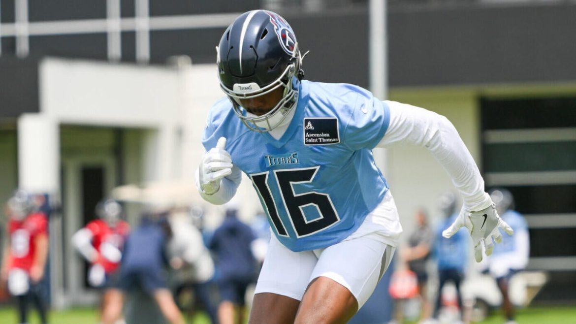 Burks Suffers Collarbone Fracture, Misses Opener