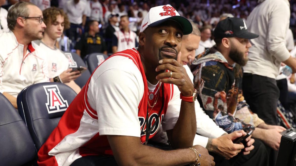 NBA Star Arenas Arrested in Gambling Case