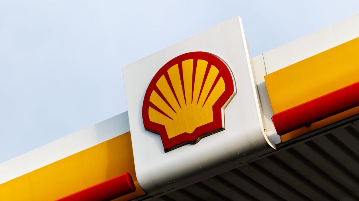 Shell’s Profits Surge Despite Annual Decline